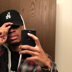 Meet your Posher, Devanté